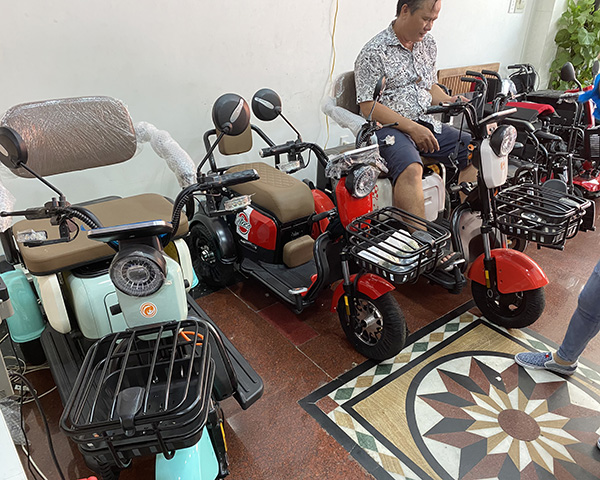 Cửa hàng bán xe điện ba bánh giá rẻ ở Bình Dương